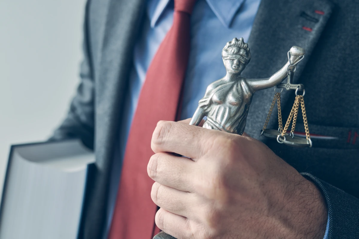 Les étapes clés pour choisir le bon avocat en droit de la famille : guide complet